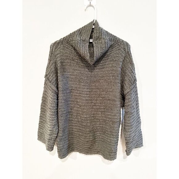aerie Sweaters - Aerie chunky knit charcoal sweater
